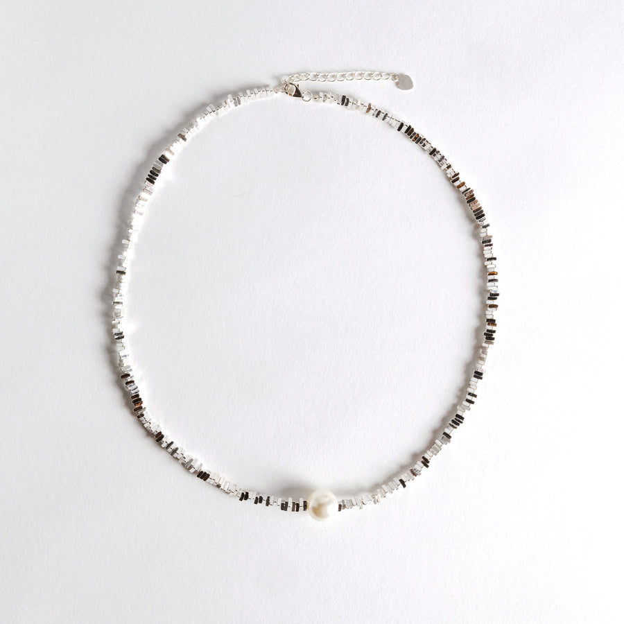 Handmade Fragment Necklace with Freshwater Pearl