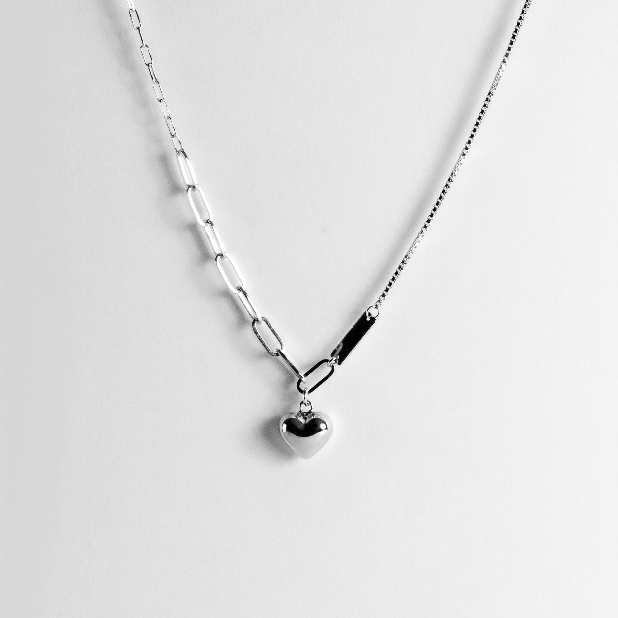 Asymmetrical Heart Chain