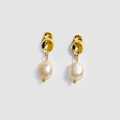 Freshwater Pearl Earrings
